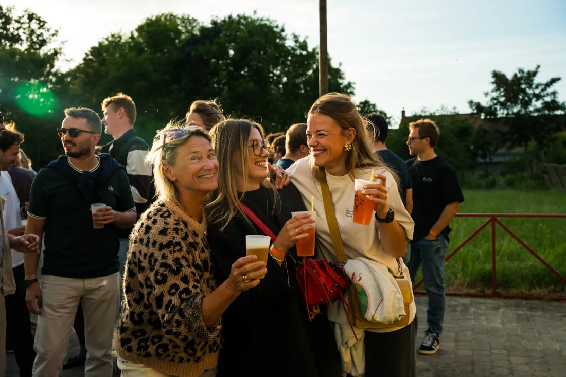 Publiek op Dolle Vrijdag